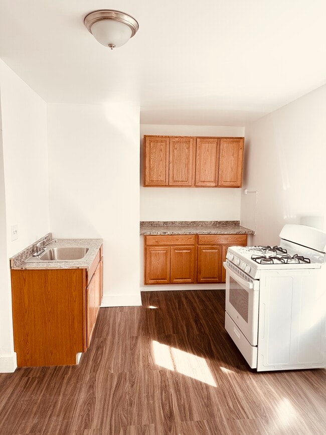 96-98 Durnan St Unit 96, Rochester, NY 14621
