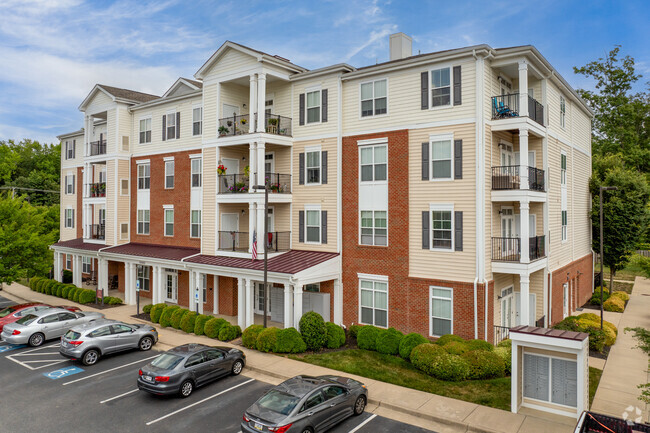Charleston Ridge Apartments