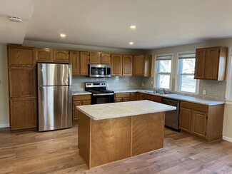 235 Dakota St Unit 1, Saint Paul, MN 55118
