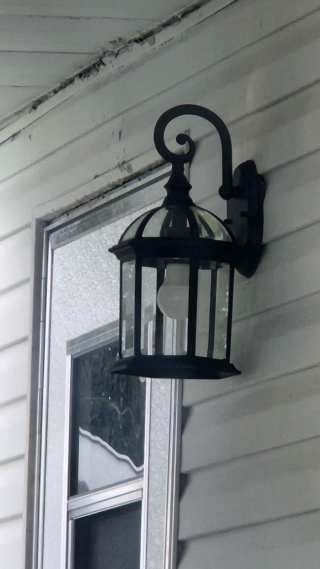 2050 SW 83rd Terrace, Davie, FL 33324 - photo 7