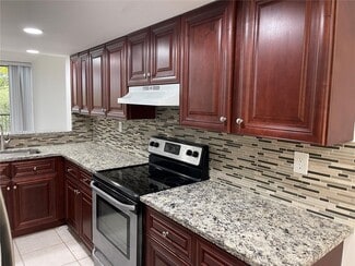 2961 SW 87th Ave, Davie, FL 33328