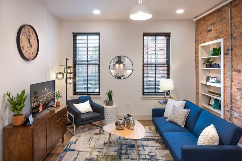 2426 Goose Aly unit ID1056056P, Cincinnati, OH 45202 - photo 1