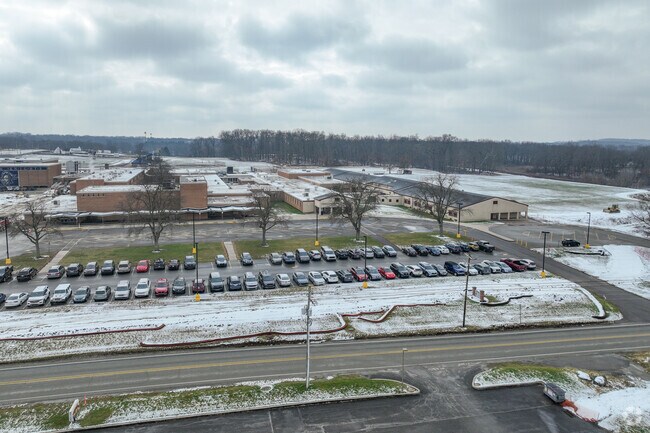 Knoch Middle School serves grades 6-8.