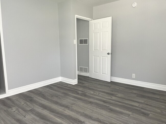 5444 Colfax Ave unit 3, North Hollywood, CA 91601 - photo 7