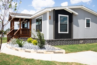 6105 E Mckinney St, Denton, TX 76208