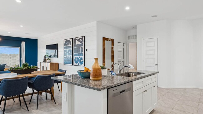 16129 N Catanzaro Dr, Maricopa, AZ 85138 - photo 6