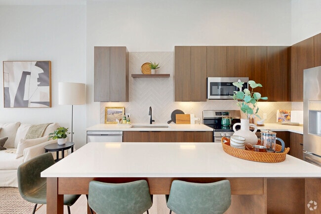 1BR, 1BA - 544SF - Dining Room