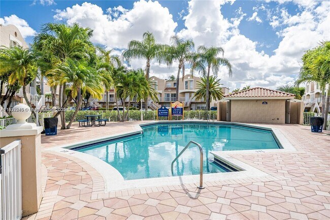 665 NW 85th Place unit 10212, Miami, FL 33126 - photo 4