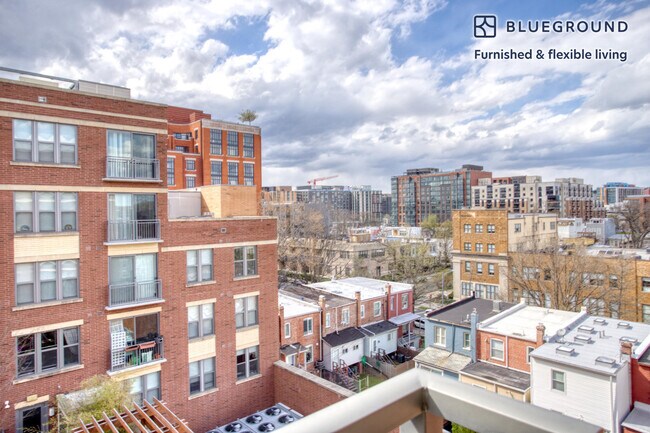 360 H St NE unit FL5-ID512, Washington, DC 20002 - photo 5