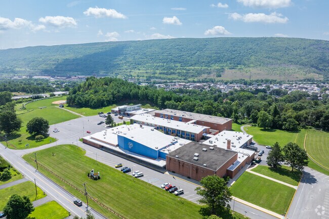 Palmerton Area High School serves students in grades 9-12.