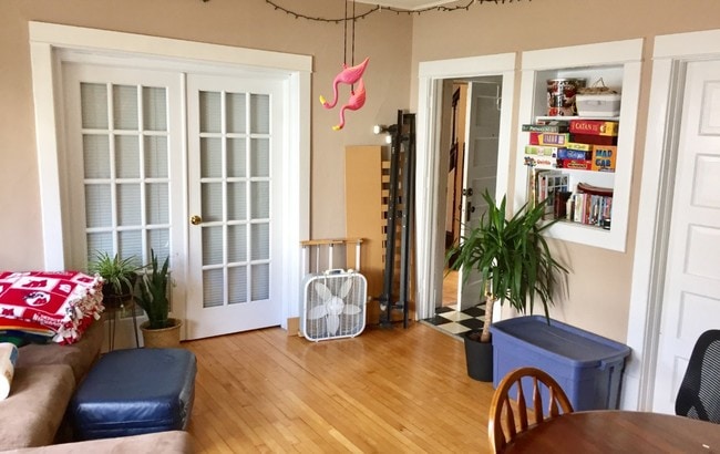 518 S Mills St unit 1, Madison, WI 53715 - photo 6