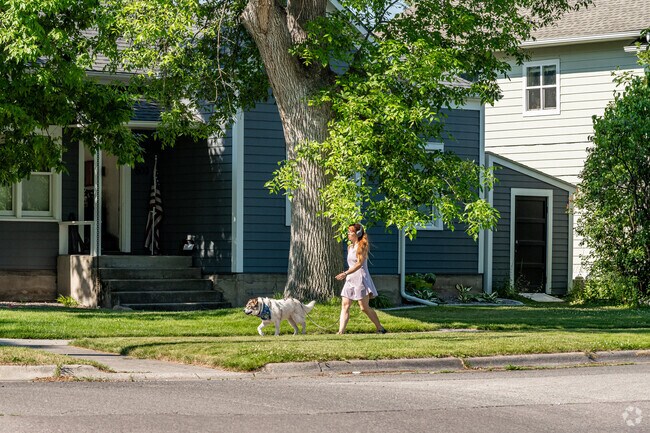 Explore Riverfront's walkable streets.