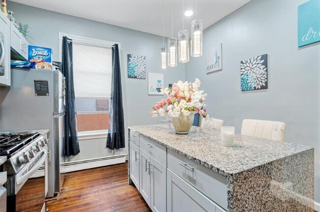 249-251 Orms St unit 1, Providence, RI 02908 - photo 6