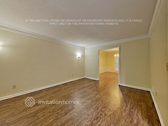 2412 Westport Cir SW, Marietta, GA 30064 - photo 5