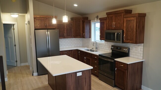 6653 Thomas St, Horace, ND 58047 - photo 6