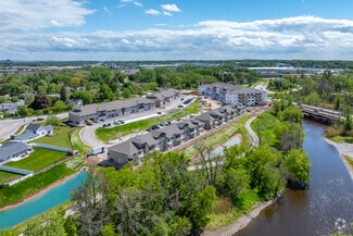 2450-2470 Duck Creek Pkwy, Green Bay, WI 54303