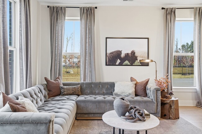 The Aire At Westchester - The Aire at Westchester, Sycamore II Plan unit 38506542, Midlothian, VA 23113 - photo 5