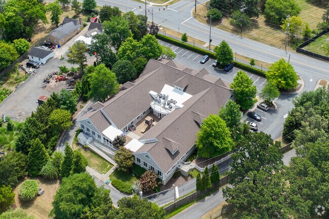 Primary Montessori Day School is located in the North Potomac community of Rockville Maryland.