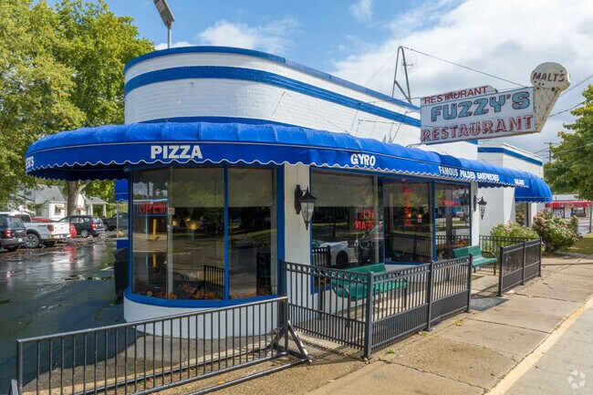 Fuzzy's in Adams Boulevard offers a range of traditional American flavors.