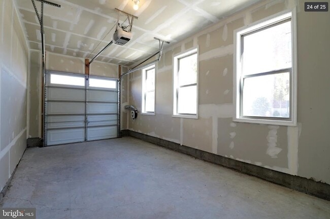 23631 Havelock Walk Terrace unit 113, Ashburn, VA 20148 - photo 4