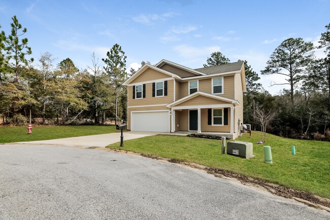 6220 Travelers Rest Ct, Crestview, FL 32539 - photo 2