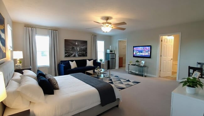 104 Coolmore Ct unit Master Suite w Jacuz, Spring Hill, TN 37174 - photo 4