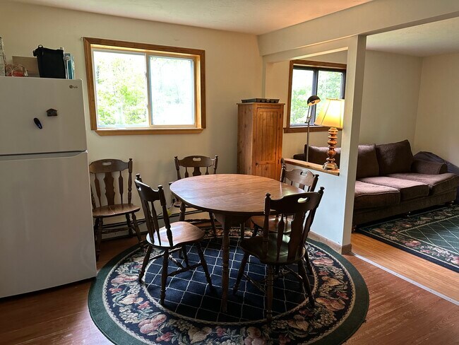 9 Langdon St unit 9 Langdon, Plymouth, NH 03264 - photo 7