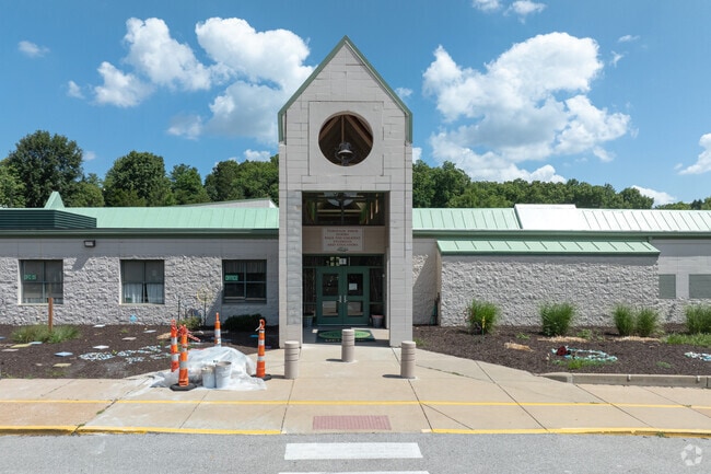 The teacher to student ratio is 15 to 1 at Green Pines Elementary.