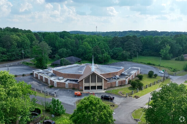 New Jerusalem Christian School has both a daycare and an Academy.