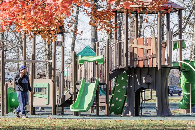 Kids love the large playground at 
Fords Park in Fords, NJ.