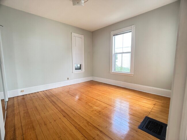 57 Rindge Ave unit 4 bd, Cambridge, MA 02140 - photo 7