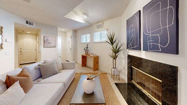 555 Eaton St unit N, Oceanside, CA 92054 - photo 2