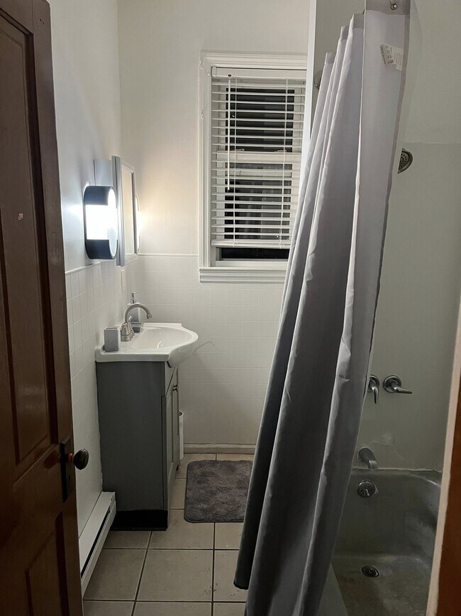 321 Walter St, Pittsburgh, PA 15210 - photo 6