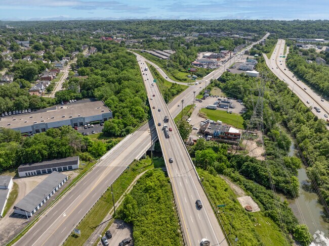 I-75 is easily accessible from Arlington Heights.