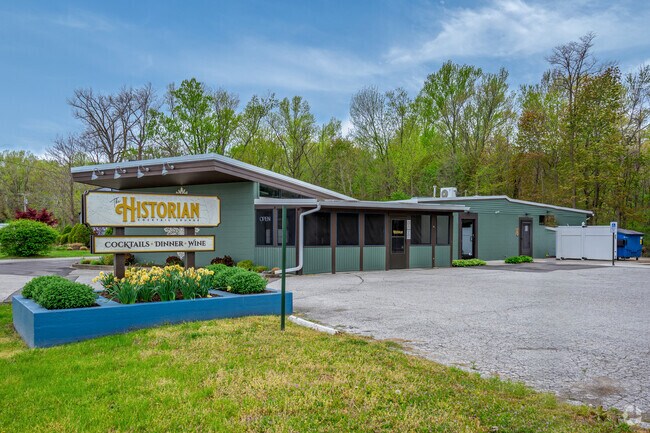 One of many popular bars in Shorewood-Tower Hills-Harbert is The Historian, a cocktail lounge.