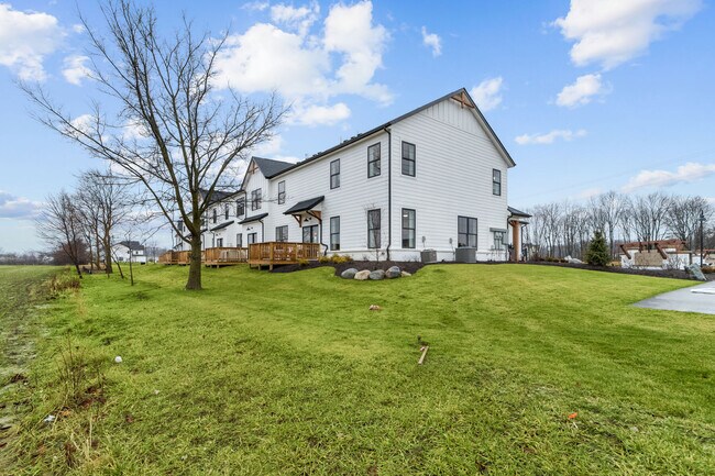 17581 Gruner Way, Westfield, IN 46062 - photo 6