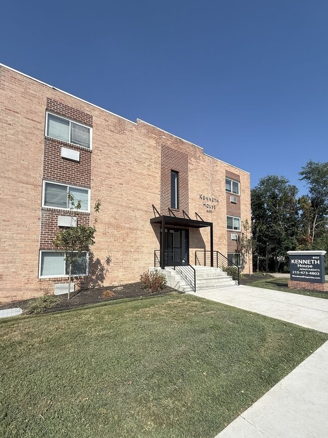 8433 W Chester Pike, Upper Darby, PA 19082