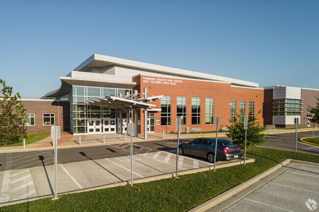 Landover Md. has a student-teacher ratio of 16 to 1.