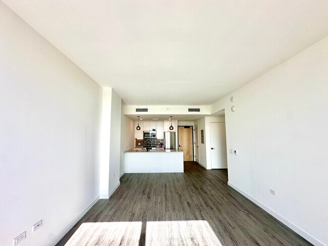 226 NW 32nd St unit A8, Miami, FL 33127 - photo 6