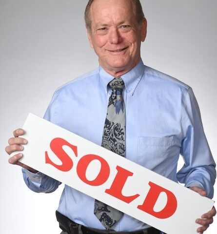 Agent Photo