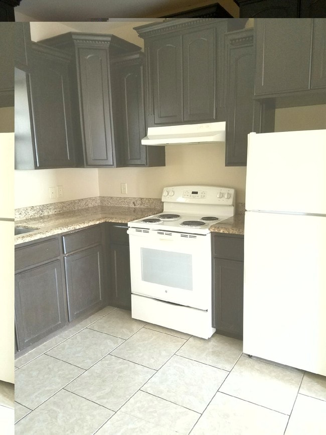 7606 Rocio Dr Unit 8, Laredo, TX 78041