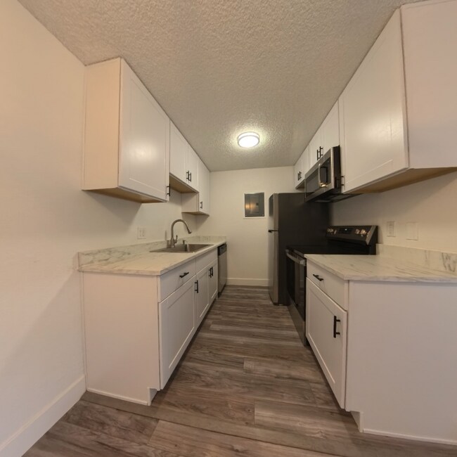 10211 Ura Ln unit 7-204, Thornton, CO 80260 - photo 2