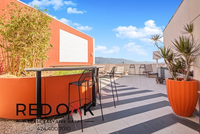 11405 Chandler Blvd unit 605, North Hollywood, CA 91601 - photo 3