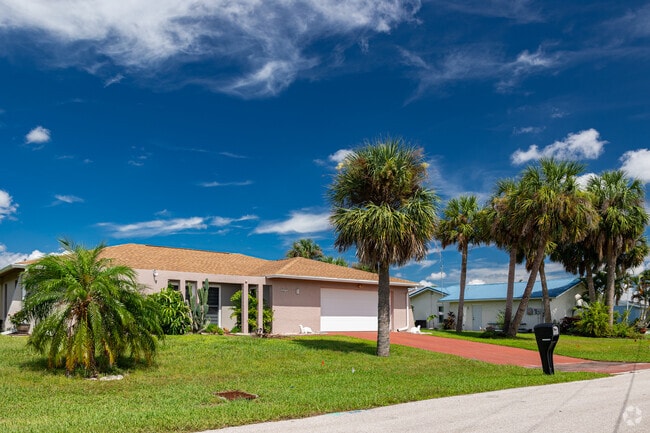Homes in Solana are primarily single-story ranch style with backyard docks.