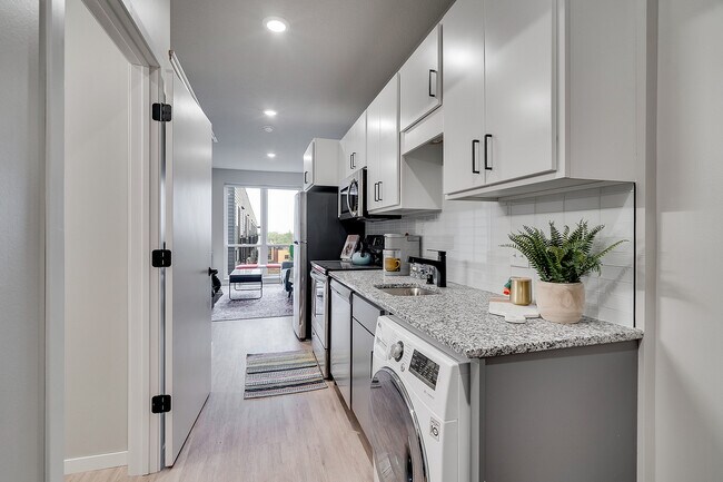 B-Side, Minneapolis, MN 55407 - photo 6