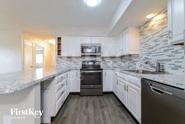 3006 22nd Ave W, Bradenton, FL 34205 - photo 6