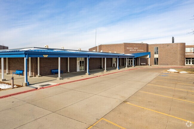 Wahoo High School offers dual-credit courses through Southeast Community College.