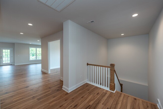 12638 Branch Parke Dr, Manakin-Sabot, VA 23103 - photo 6