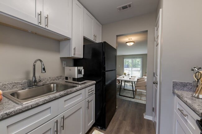 Prosper Azalea City, Valdosta, GA 31602 - photo 2