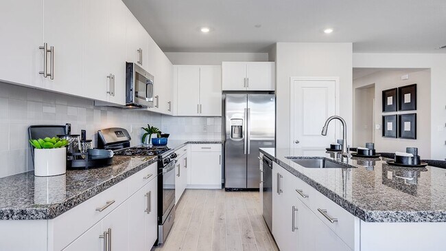 65295 Avenida de Paz, Desert Hot Springs, CA 92240 - photo 4